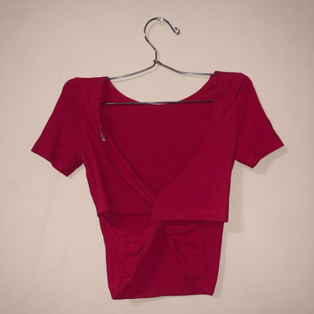 HOLLISTER RED CROP TOP